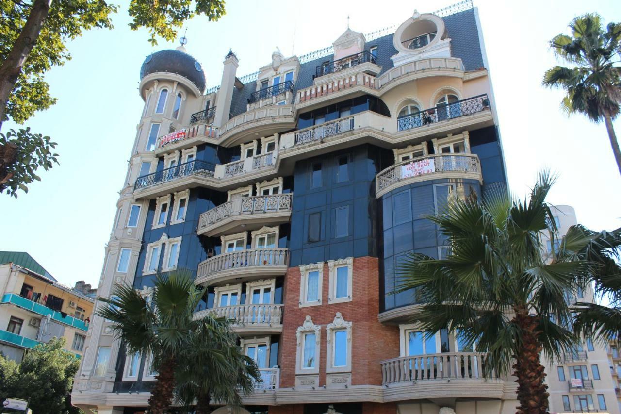 Batumi Apartment In Front Of Sheraton ภายนอก รูปภาพ