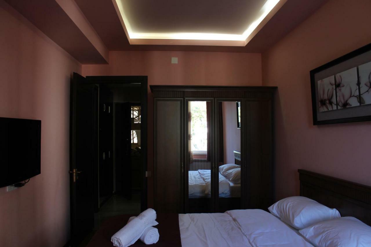 Batumi Apartment In Front Of Sheraton ภายนอก รูปภาพ