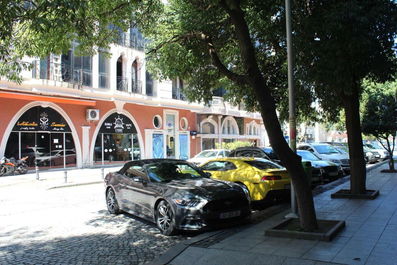 Batumi Apartment In Front Of Sheraton ภายนอก รูปภาพ