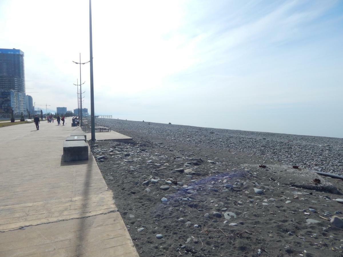 Batumi Apartment In Front Of Sheraton ภายนอก รูปภาพ