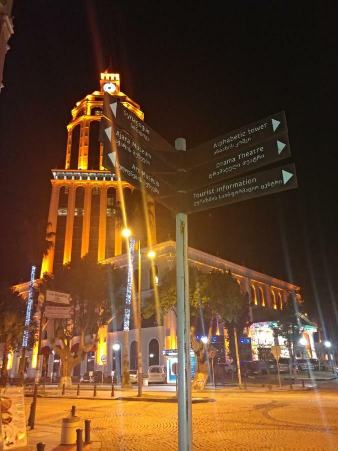 Batumi Apartment In Front Of Sheraton ภายนอก รูปภาพ