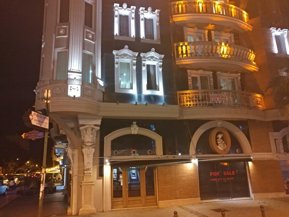 Batumi Apartment In Front Of Sheraton ภายนอก รูปภาพ